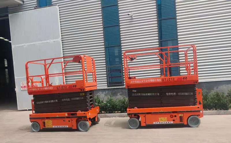 全自行式升降機(jī)